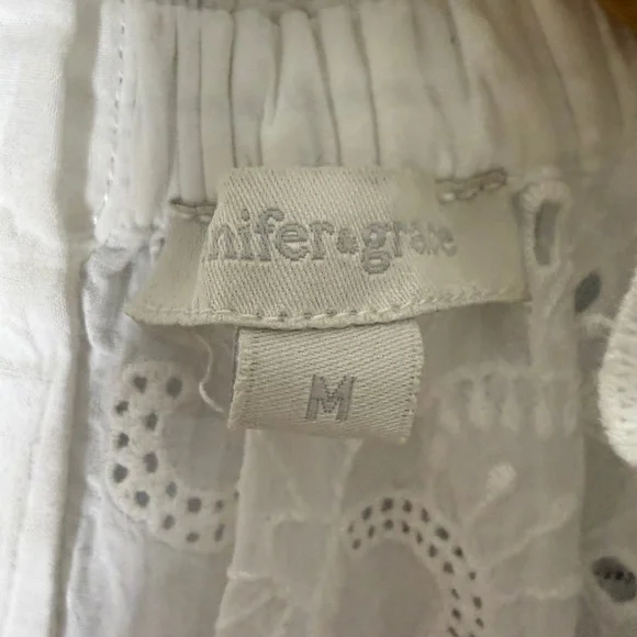 Jennifer & Grace White Eyelet Ruffle Short Sleeve Cotton Top Medium - Picture 6 of 8